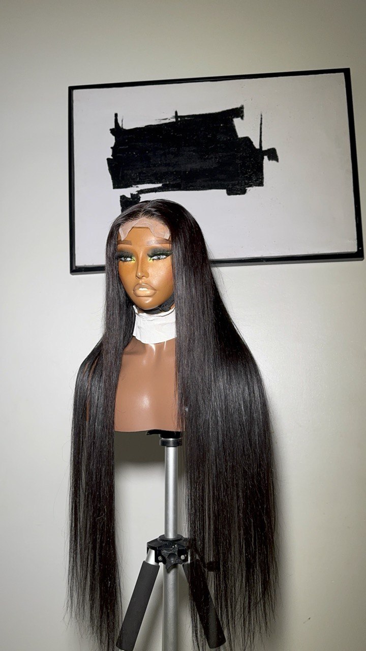 SD SILKY STRAIGHT + FREE 4X4 CLOSURE