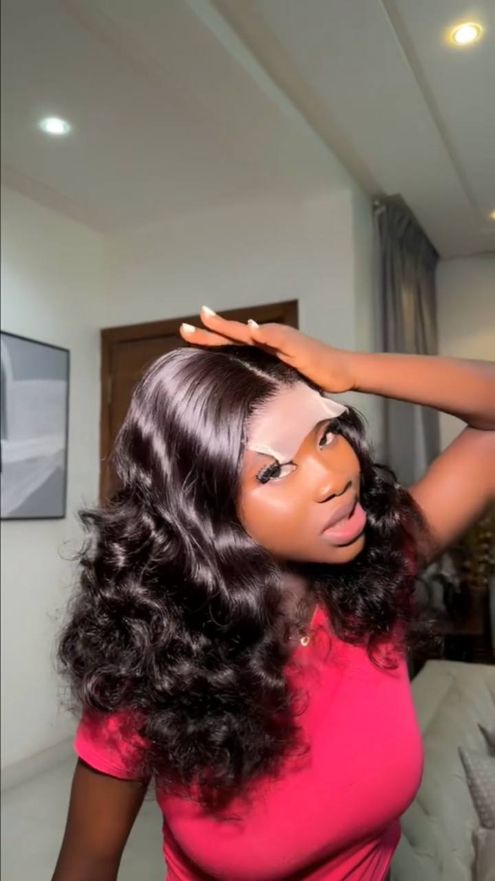TYW24: 22” SDD LEKKI BOUNCY 5X5 WIG