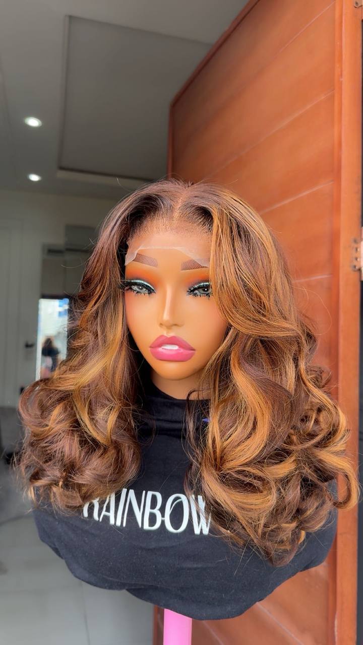 TYW36: SDD RAW VIRGIN HIGHLIGHT BOUNCY BUNDLES + FREE 4X4 CLOSURE  (LAYERED LENGTH)