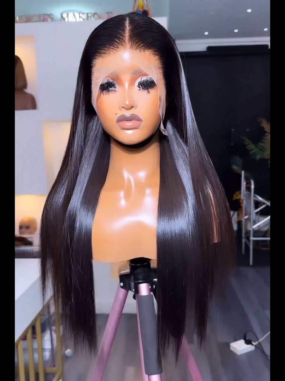 TYS77: 24” INDIAN BONE STRAIGHT FULL FRONTAL WIG