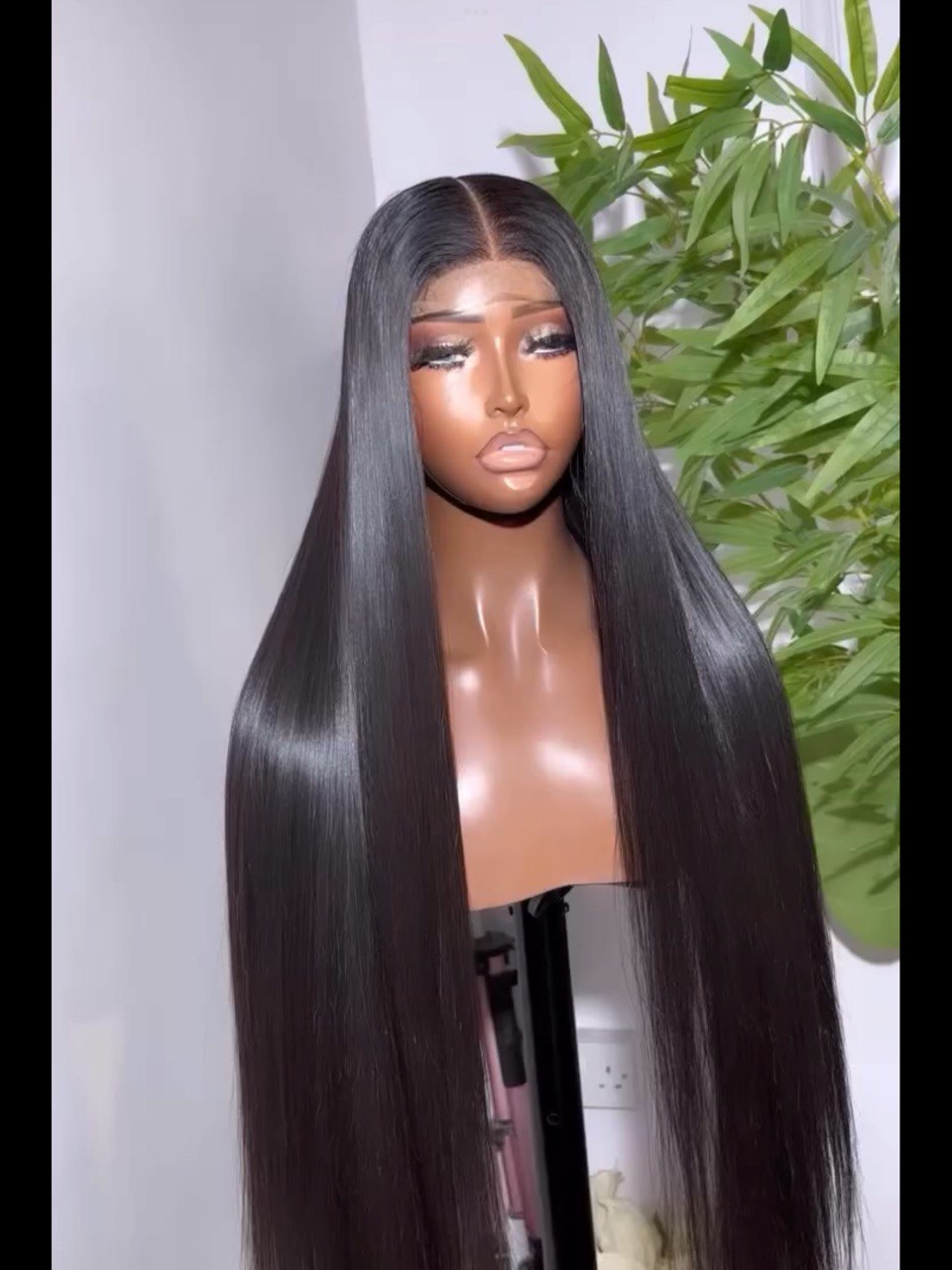 TYS9: SDD RAW VIETNAM DONOR INVESTMENT BONE STRAIGHT