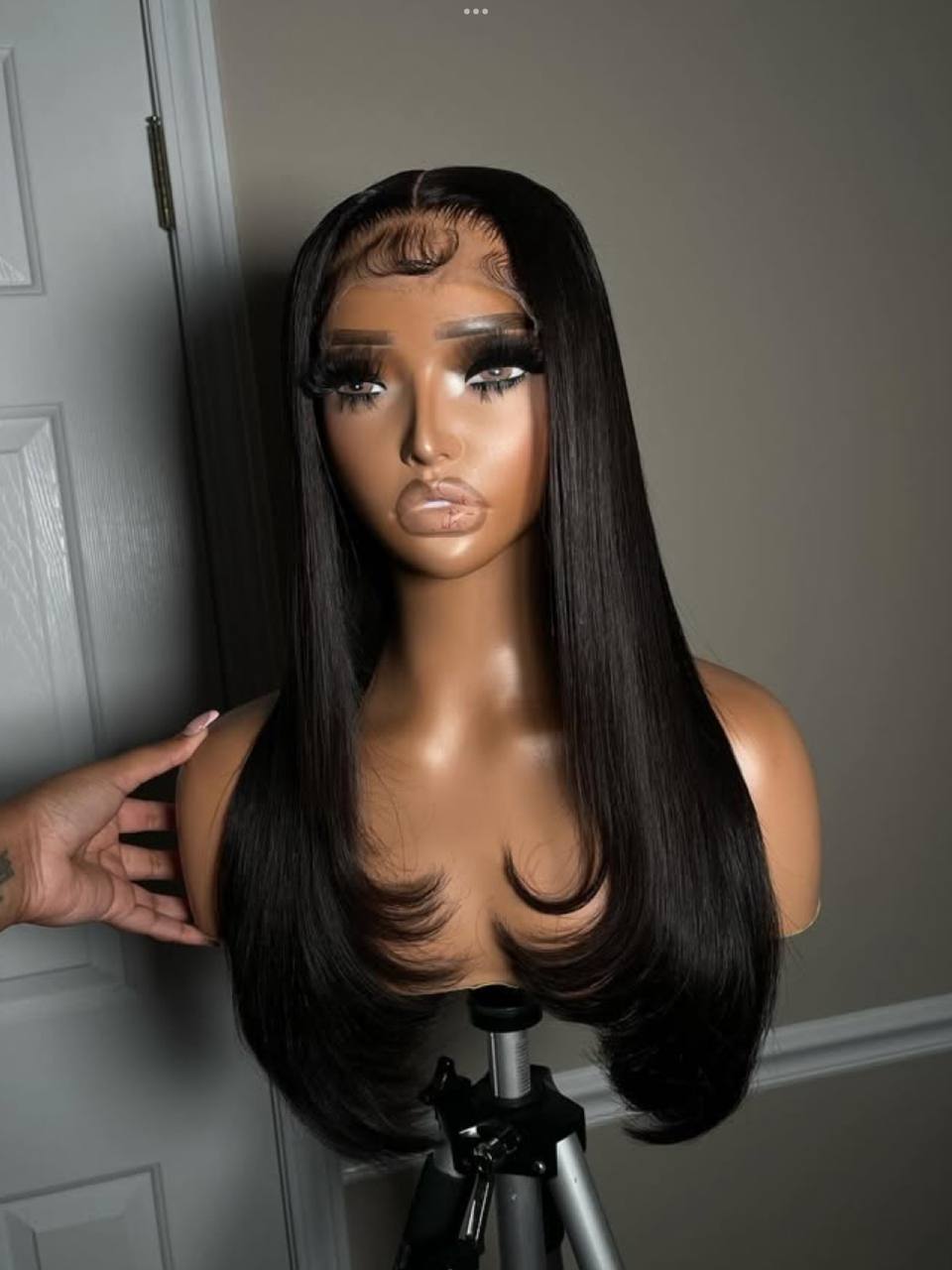 TYS79: 16” DD NEW & IMPROVED MAX BLUNT BOB 5X5 WIG