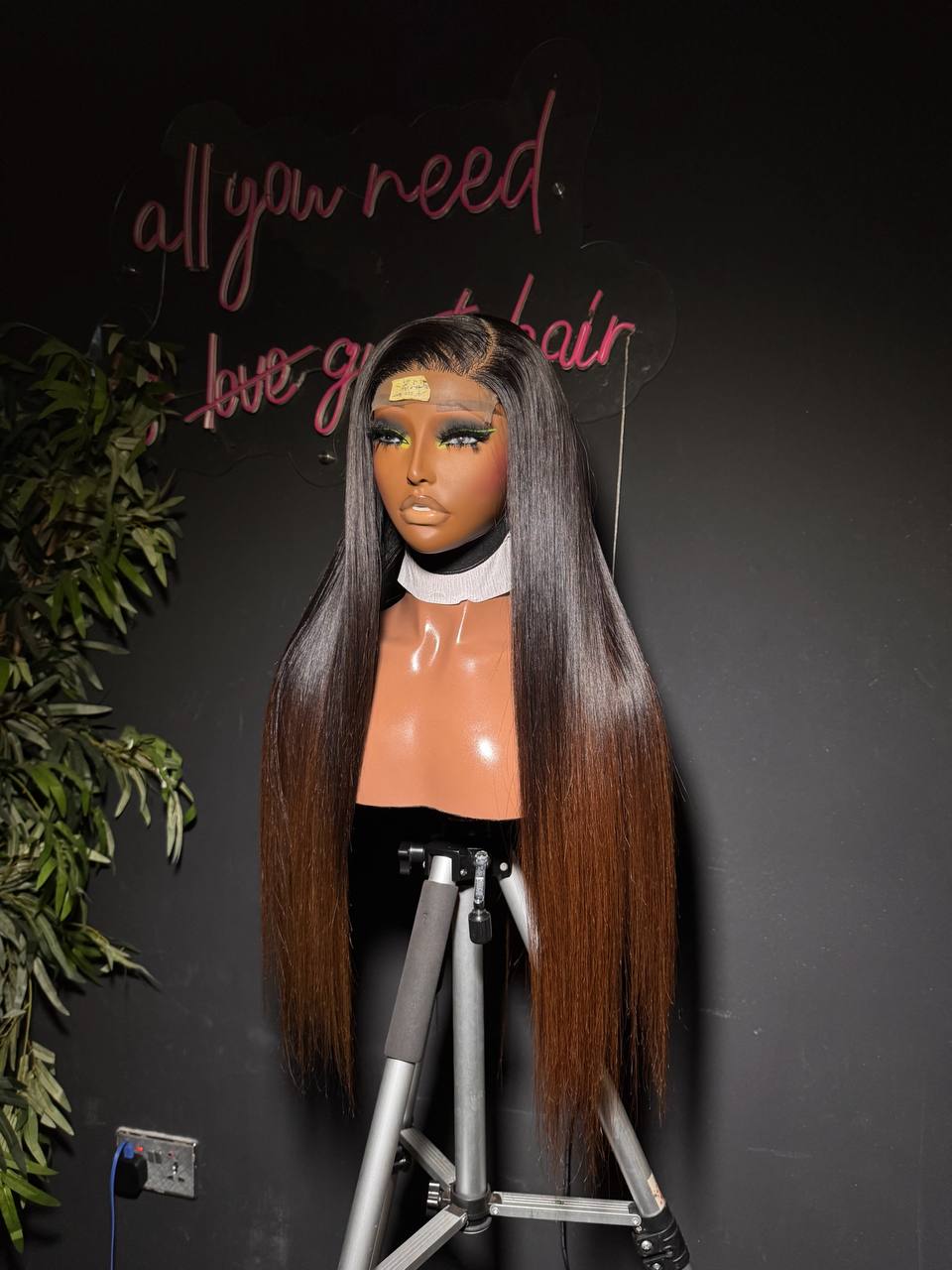 TYS73: SDD DONOR BROWN TIPS BONE STRAIGHT + 22” 5X5 WIG