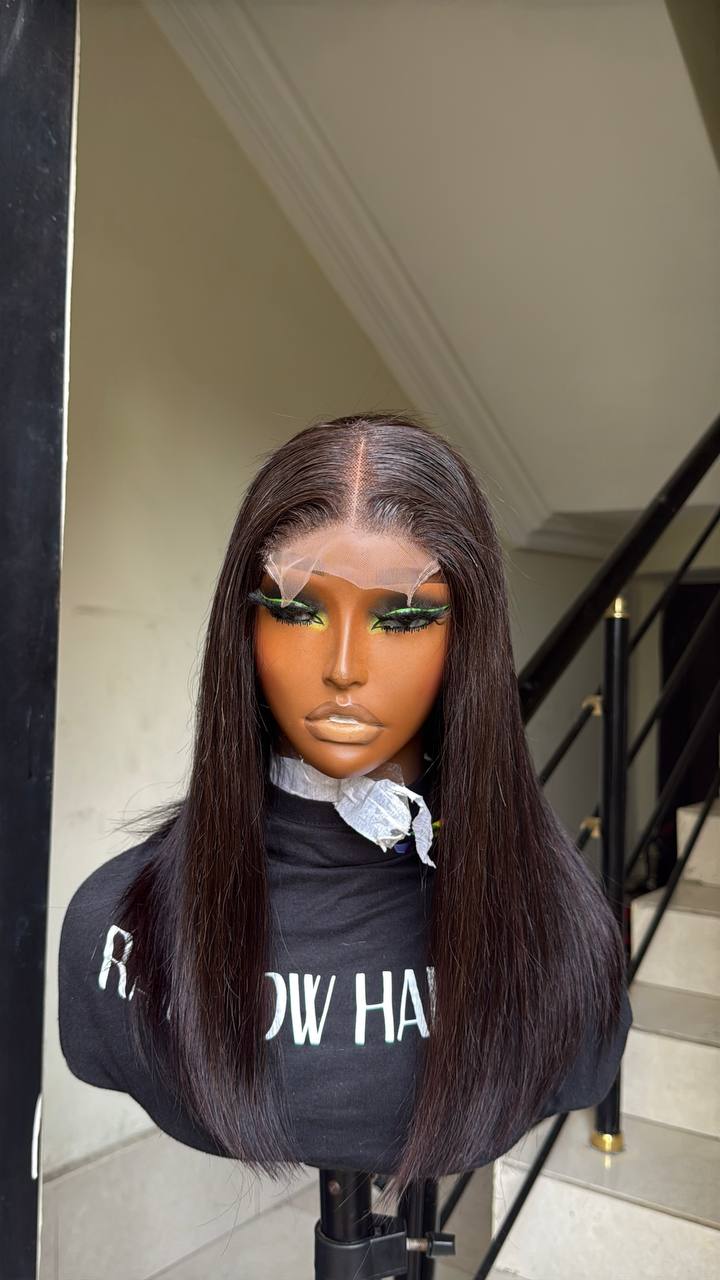 WB10- Corporate blunt bob 4x4 factory wig