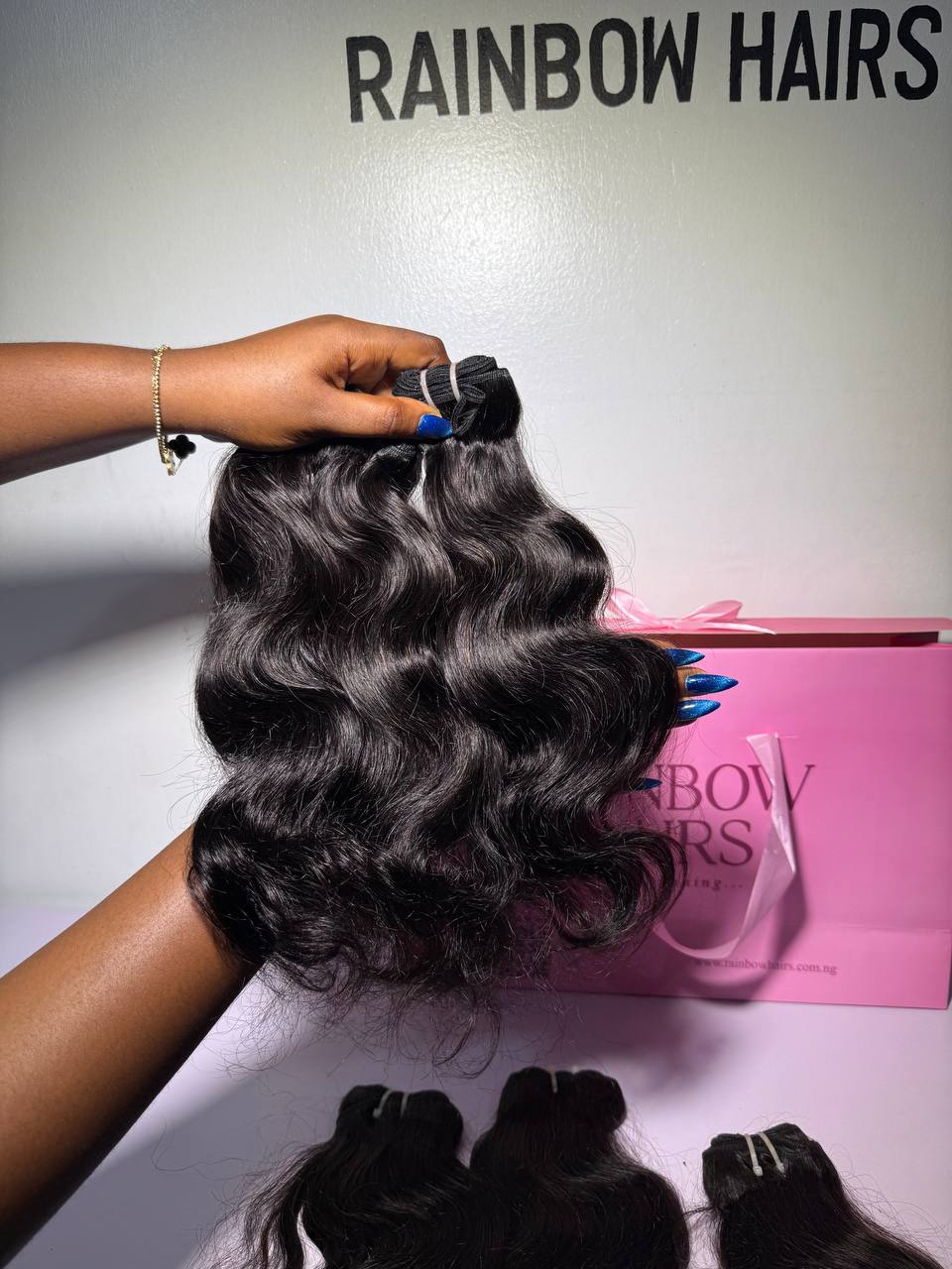 WB78 - DD Allure Wavy Bundles + 4x4 Closure