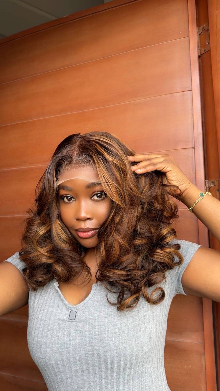 Highlight Bouncy Bundles + 4x4 Closure(Mixed Length)