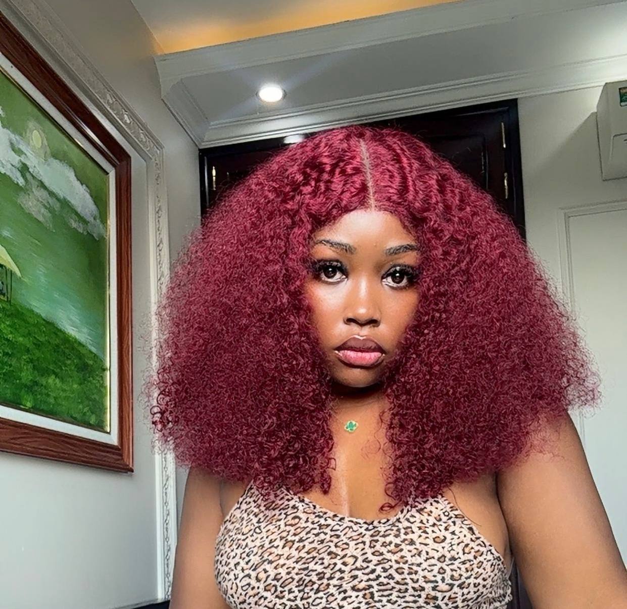 SDD PIXIE CURLS IN BURGUNDY (MIXED LENGTH)