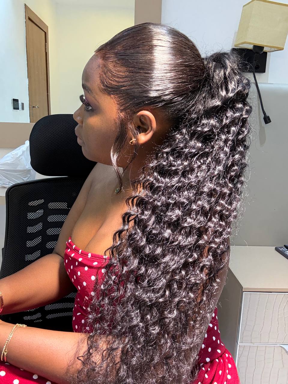 S-THICK DEEP PONYTAIL + 13X4 FRONTAL OR HD FRONTAL (DREAM GIRL PONY),