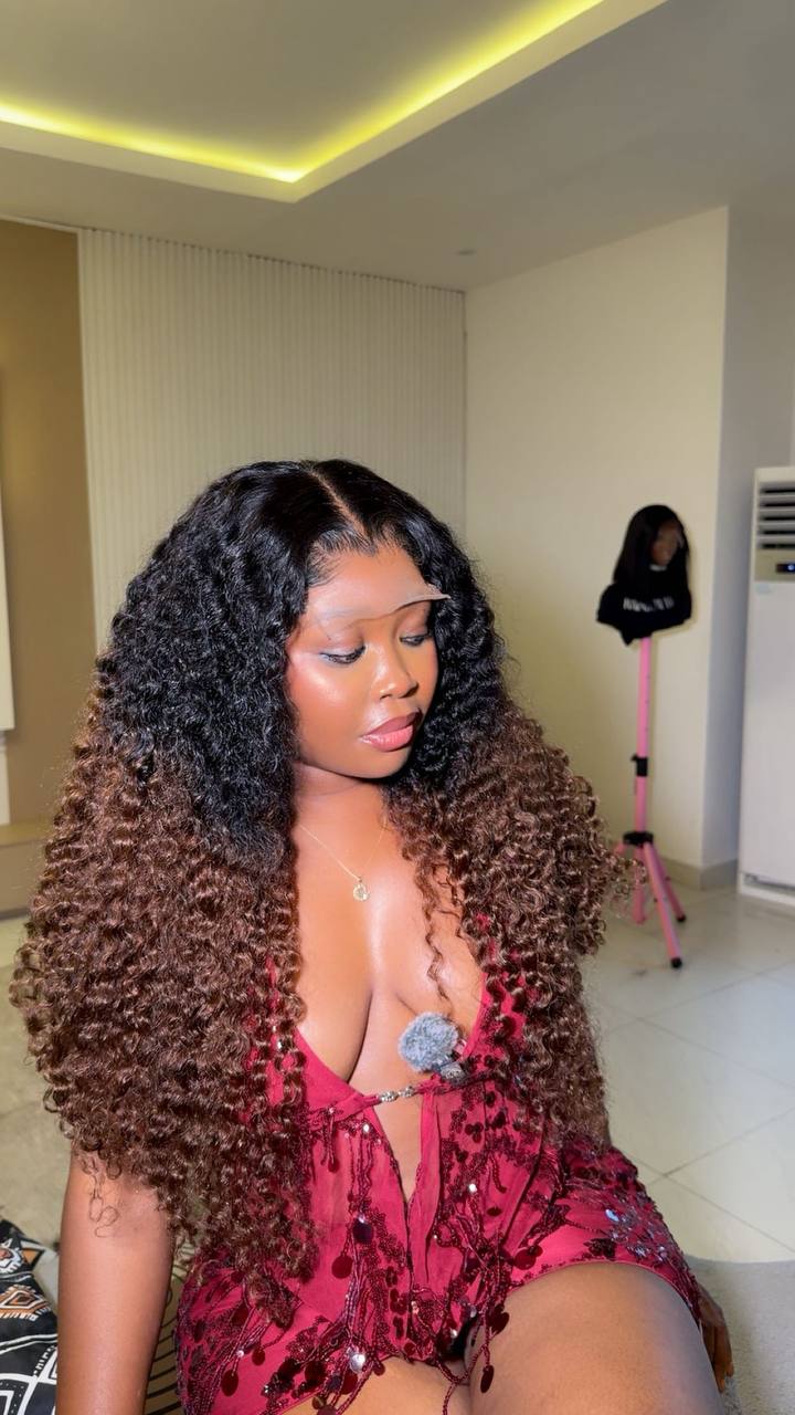 SDD BURMESE CURLS 5x5 WIG